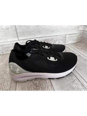 Under Armour HOVR Sonic 5 Women’s Running Shoes Black White Size 6 New w/ Box